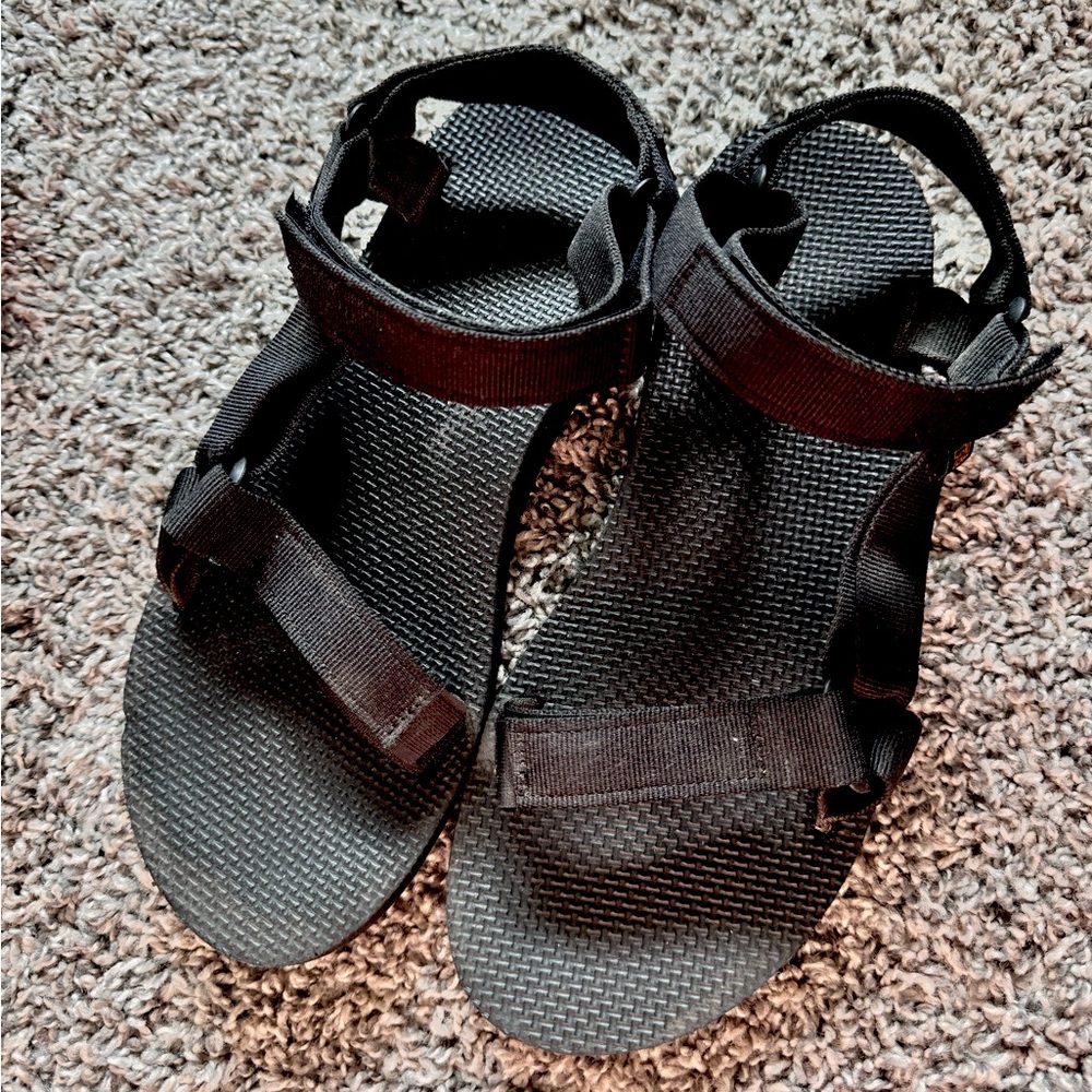 Teva sandal